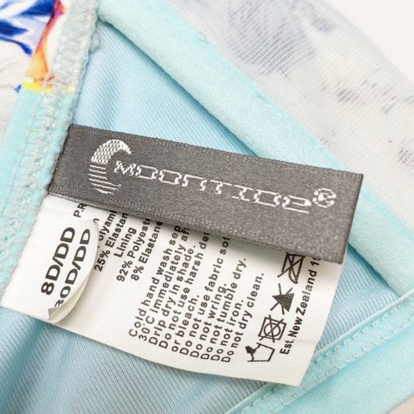 Moontide | Floral Bikini Top Size 30 D / DD - Picture 8 of 9